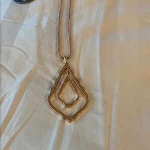 Elegant Rose Gold Pendant Necklace